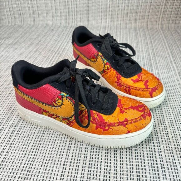 Nike Air Force Red Gold Chinese New Year Leather kids size 3.5Y - Picture 1 of 9